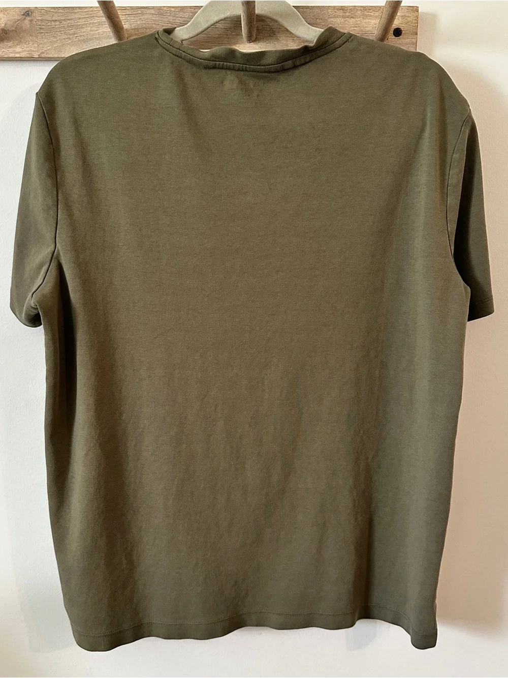 Banana Republic Men's Olive Green Crewneck Short Sleeve Tee size Large